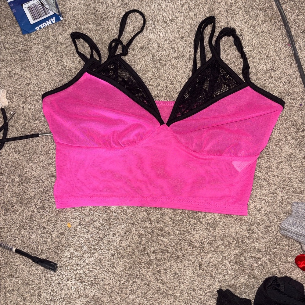 ROMWE Hot Pink and Black Lace Crop Top